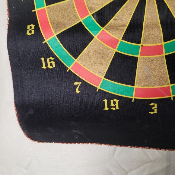 Magnetic Dartboard Game Set - Picture 4 of 9
